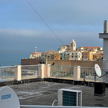 I Tre Marchi Rooms / Camera Mare Termoli Exteriör bild