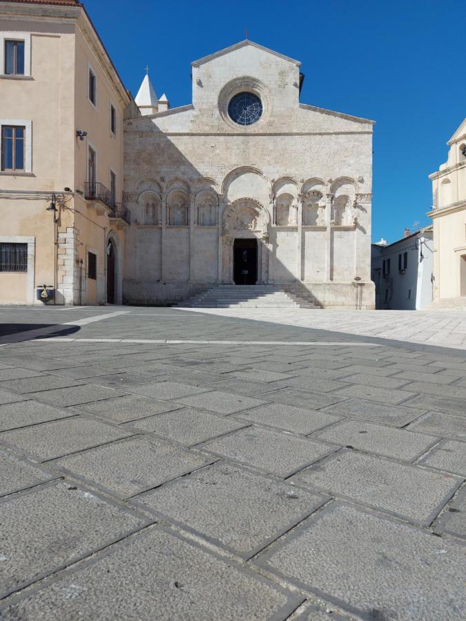 I Tre Marchi Rooms / Camera Mare Termoli Exteriör bild