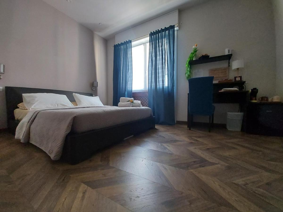 I Tre Marchi Rooms / Camera Mare Termoli Exteriör bild