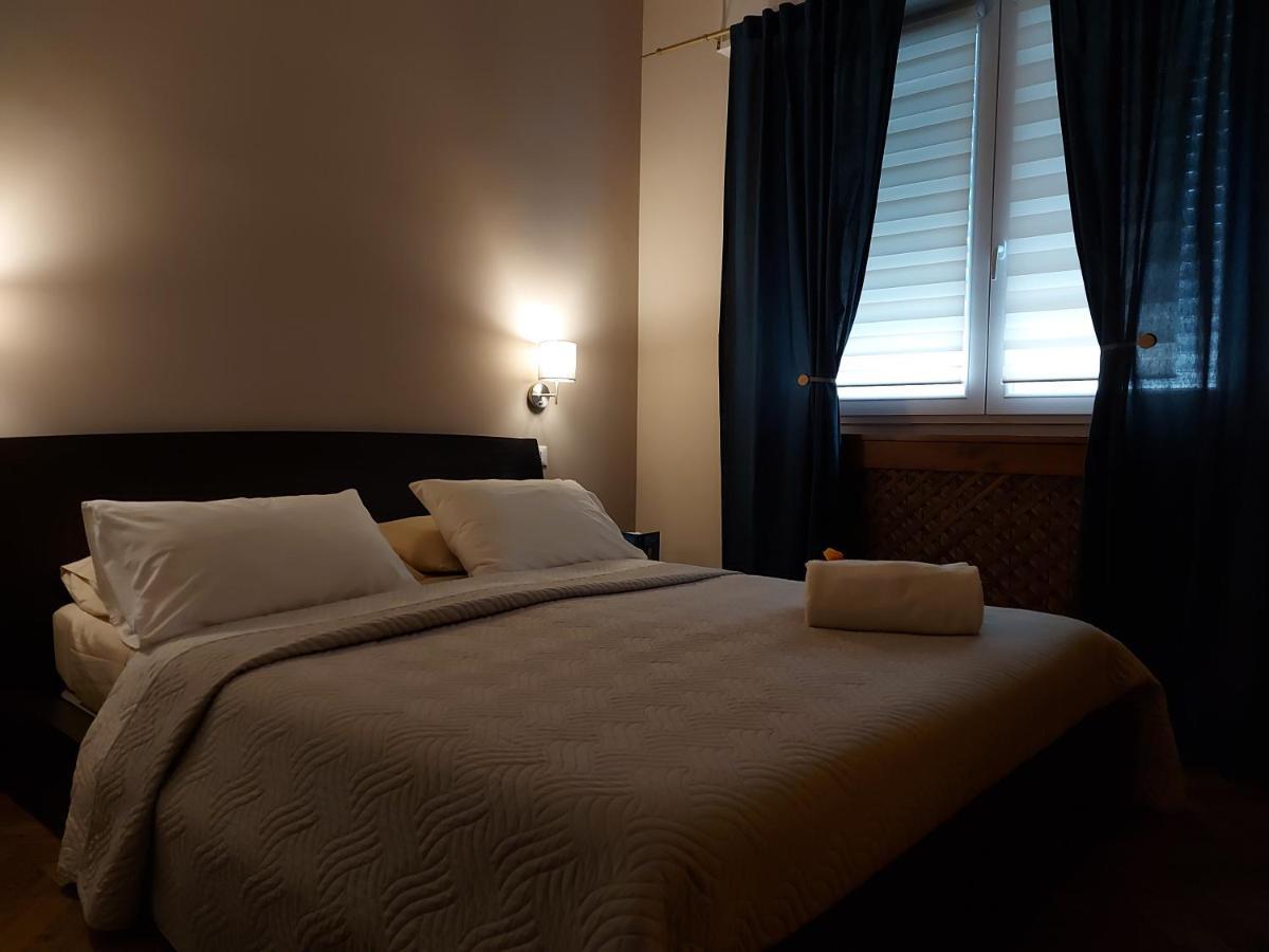 I Tre Marchi Rooms / Camera Mare Termoli Exteriör bild