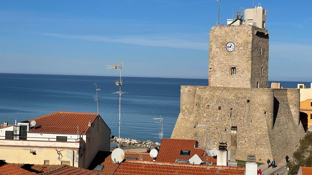 I Tre Marchi Rooms / Camera Mare Termoli Exteriör bild