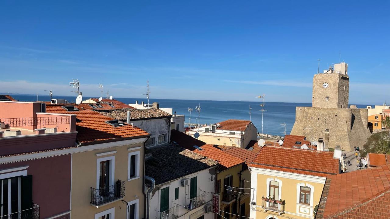I Tre Marchi Rooms / Camera Mare Termoli Exteriör bild